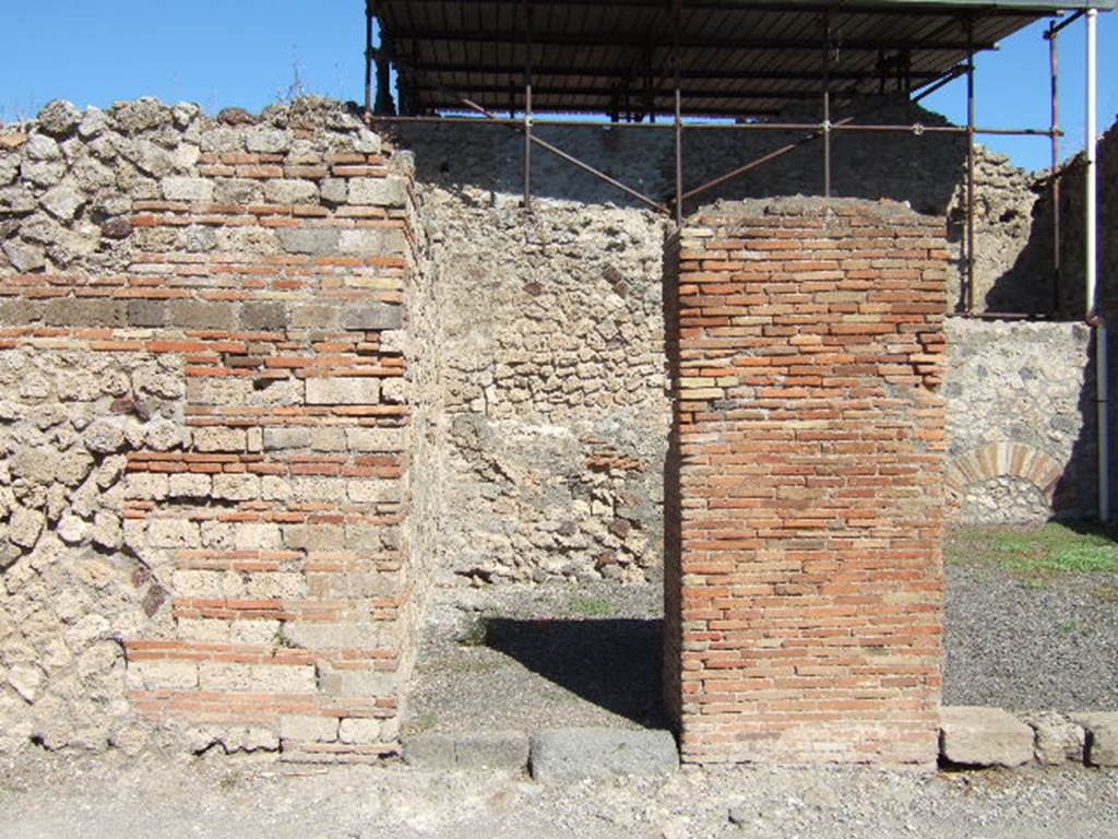 Viii Pompeii September Entrance To Steps To Upper Floor